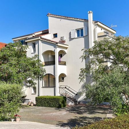 Apartmani Melia Zára Kültér fotó