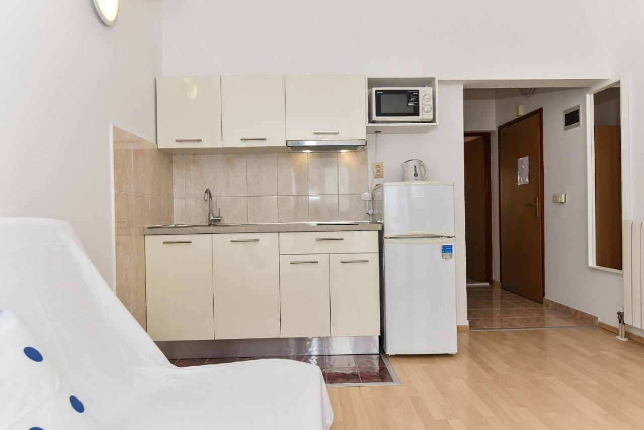 Apartmani Melia Zára Kültér fotó