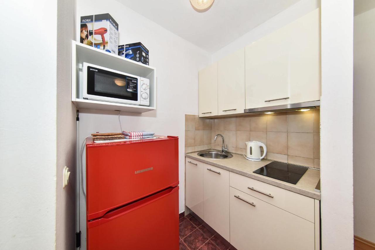 Apartmani Melia Zára Kültér fotó