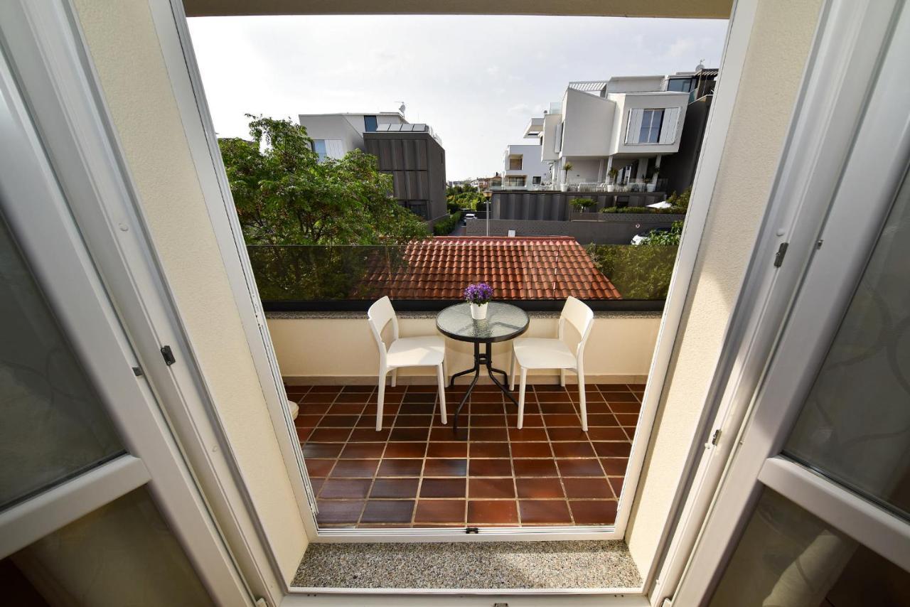 Apartmani Melia Zára Kültér fotó