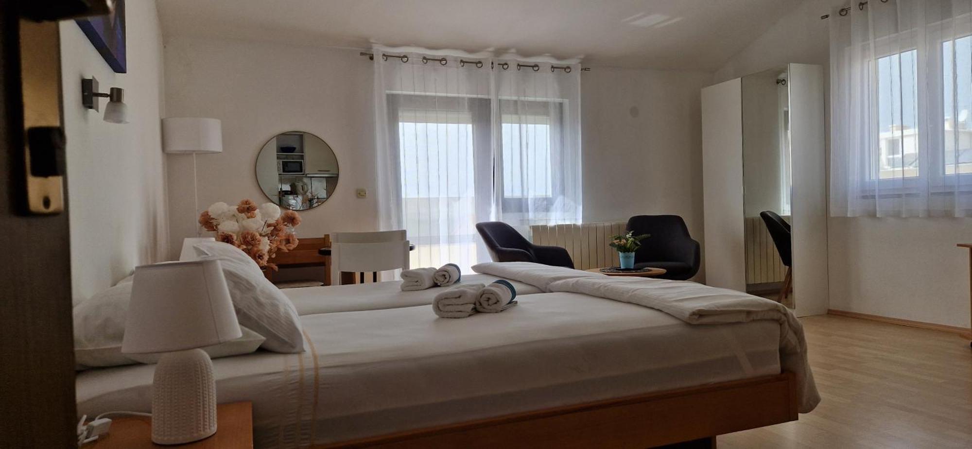 Apartmani Melia Zára Kültér fotó